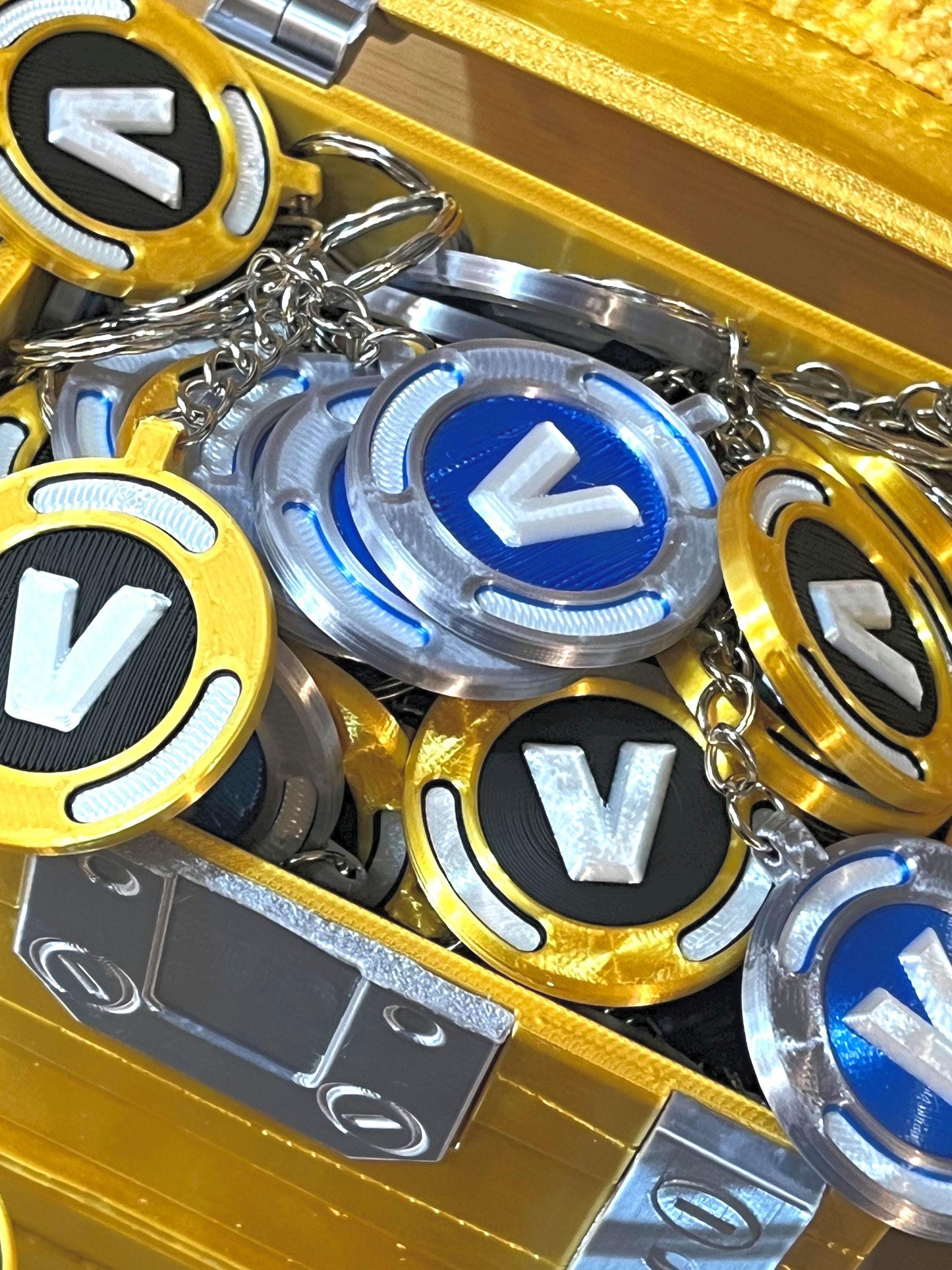 Fortnite shiny double sided V-Buck coin keychain Blue, Gold or Pink