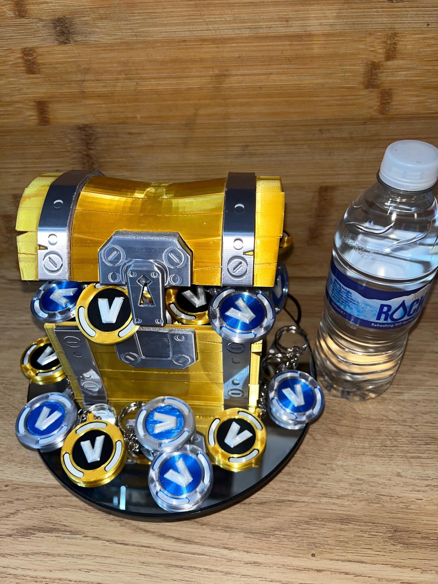 Personalised Gold Shiny Money Box Piggy Bank loot chest Gamers and Pirates.