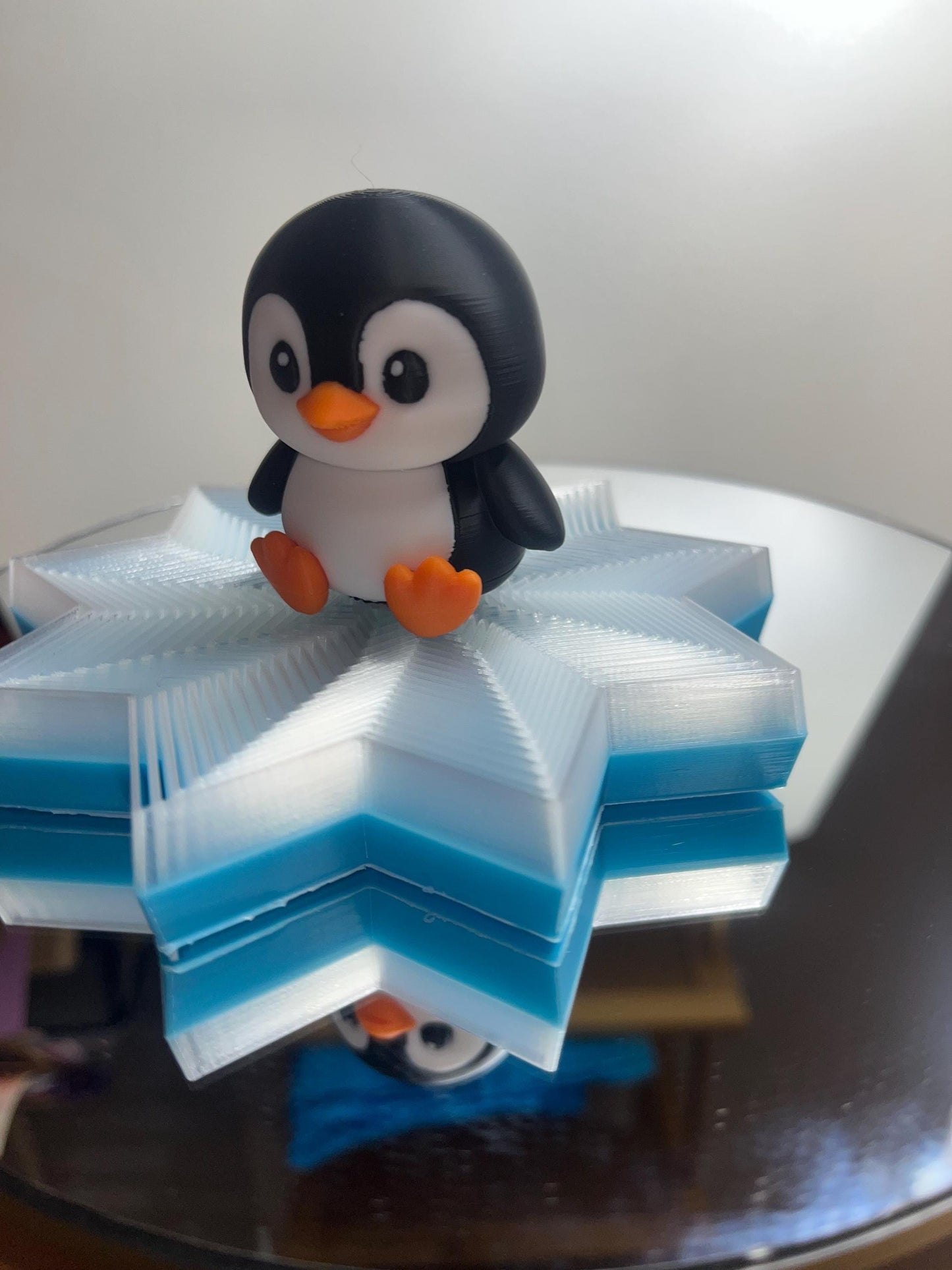 Penguin Fidget Iceburg Star Toy